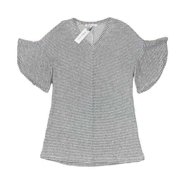 NWT BCBGeneration Black & White Bell Sleeve Boho Tunic - SIZE SMALL - Picture 1 of 7